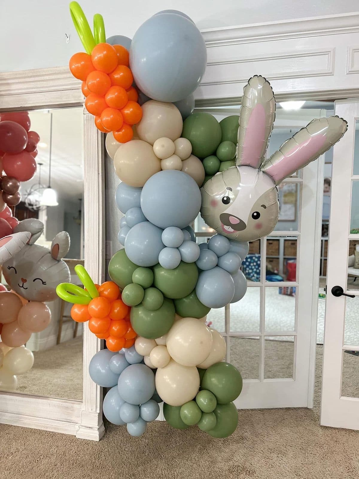 Freestanding Garlands