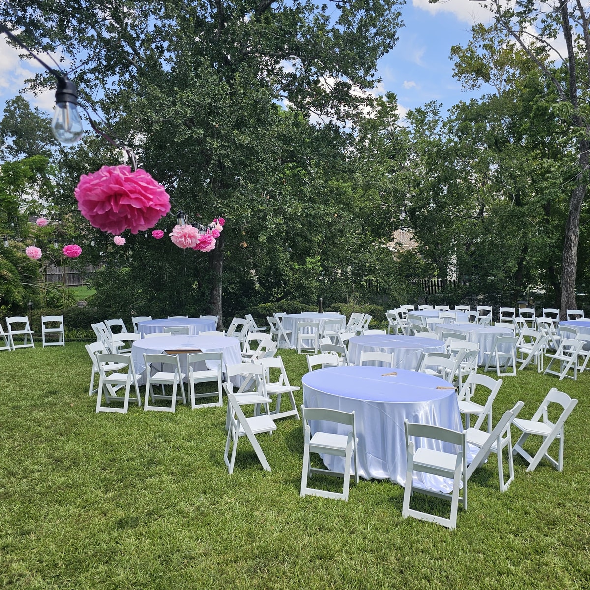 Table Rentals Houston | Banquet, Round, & Cocktail Tables Rentals